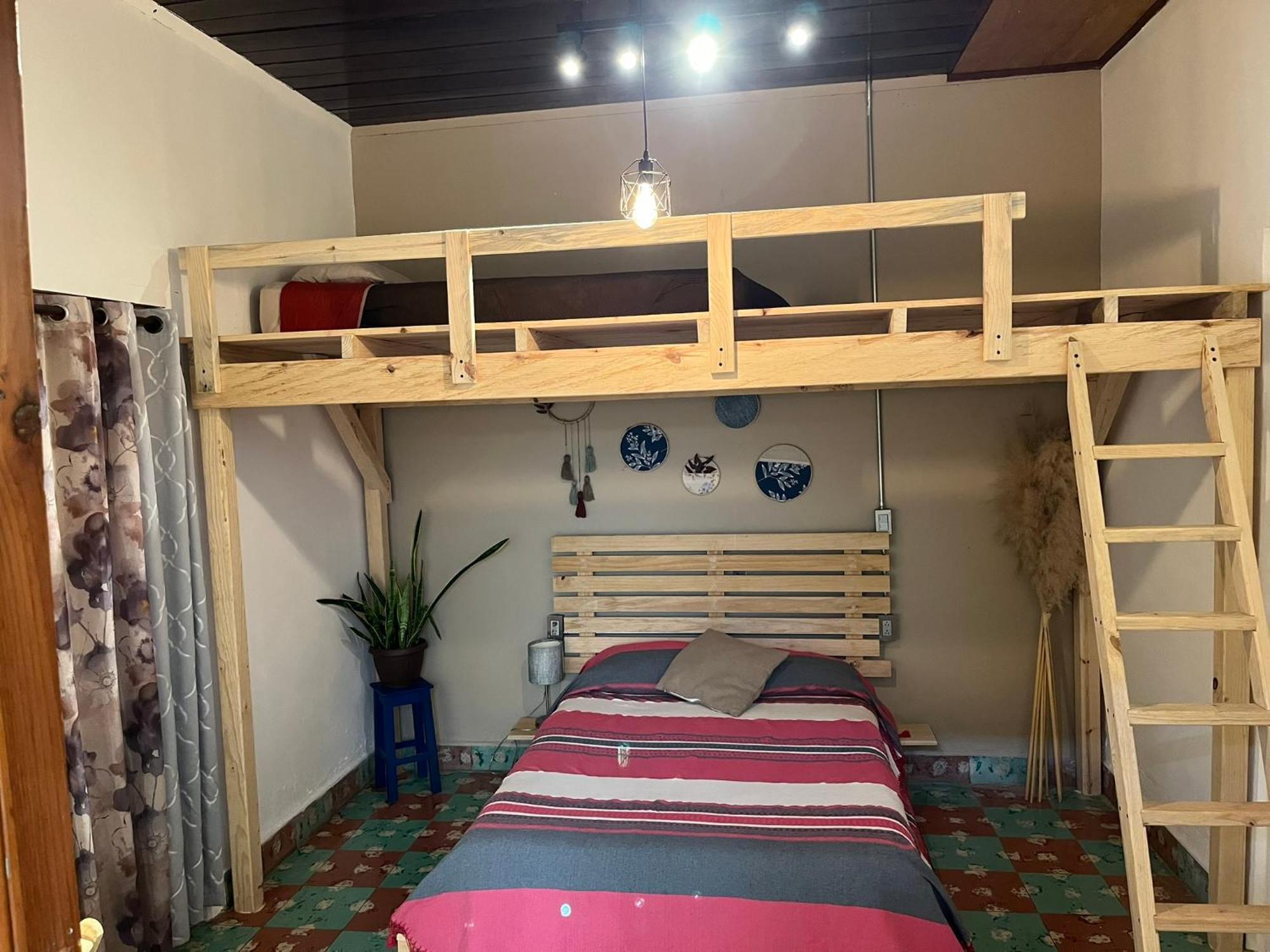 Hostal Casa Gaia San Cristóbal de Las Casas Dış mekan fotoğraf