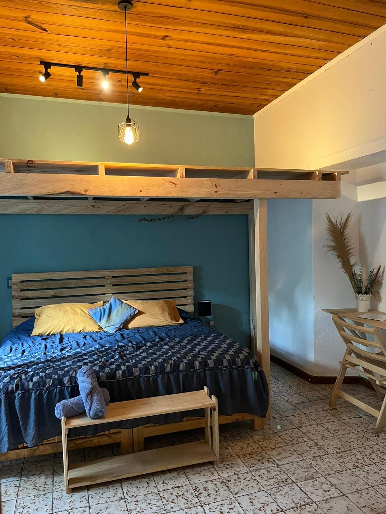 Hostal Casa Gaia San Cristóbal de Las Casas Dış mekan fotoğraf